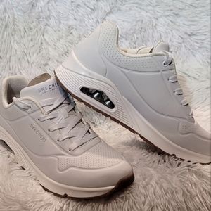 Sketchers UNO White Gum Women size 10